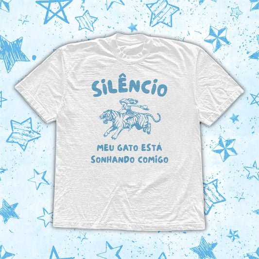 MEU GATO ESTÁ SONHANDO